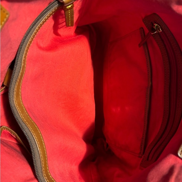 Dooney & Bourke Black Patent Leather Tote & Smooth Leather Wallet Set. GUC. - Picture 9 of 11